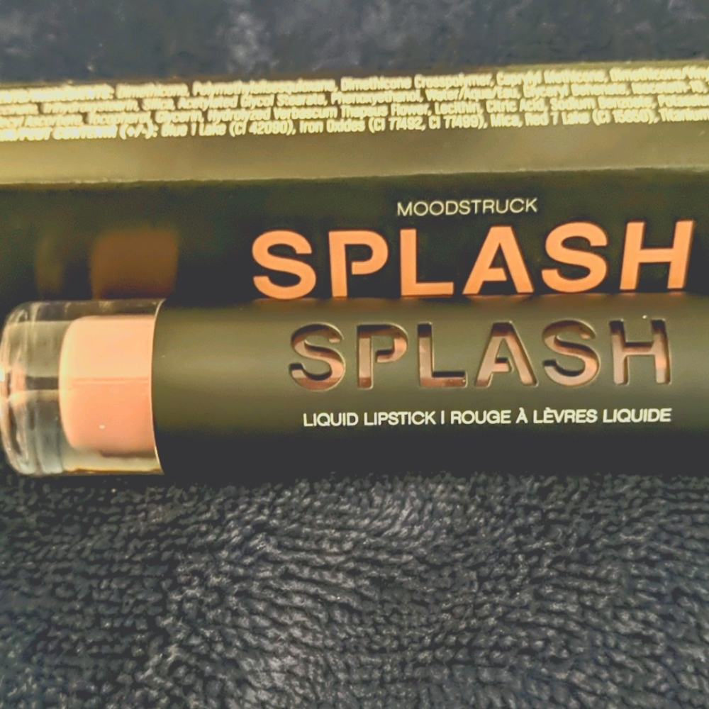 Younique Moodstuck Splash liquid lipstick